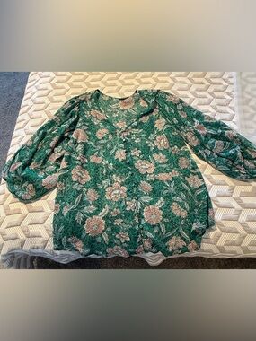 torrid Teal Green Floral V-Neck Peasant Blouse